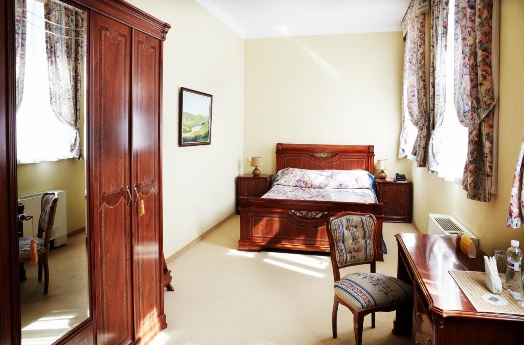 Astoria Hotel Dnipro Eksteriør billede